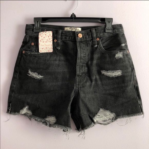 Free People Makai Black High Rise Distressed Short - Picture 4 of 9
